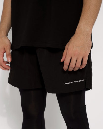 TRAINING SHORTS IN STEALTH BLACK